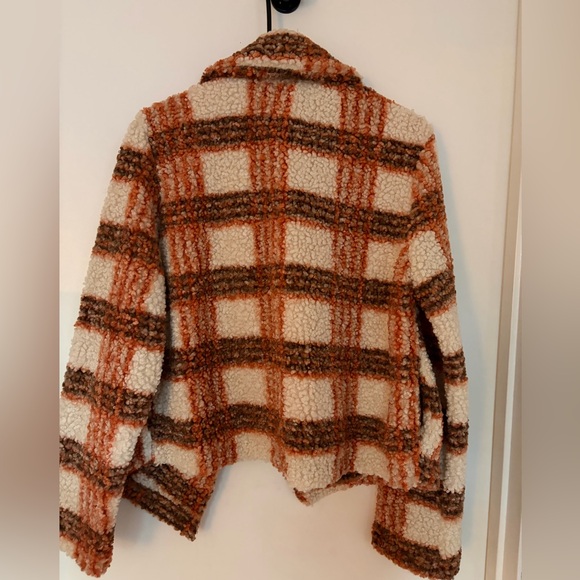 Plaid Sherpa Jacket - Picture 3 of 3